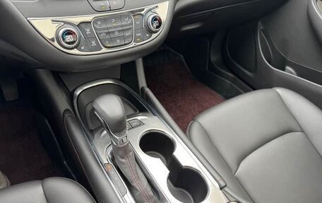 Chevrolet Malibu IX, 2022 год, 1 745 000 рублей, 10 фотография