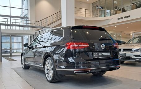 Volkswagen Passat B8 рестайлинг, 2018 год, 2 297 000 рублей, 7 фотография