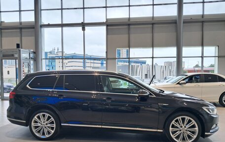 Volkswagen Passat B8 рестайлинг, 2018 год, 2 297 000 рублей, 4 фотография