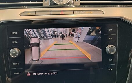 Volkswagen Passat B8 рестайлинг, 2018 год, 2 297 000 рублей, 19 фотография