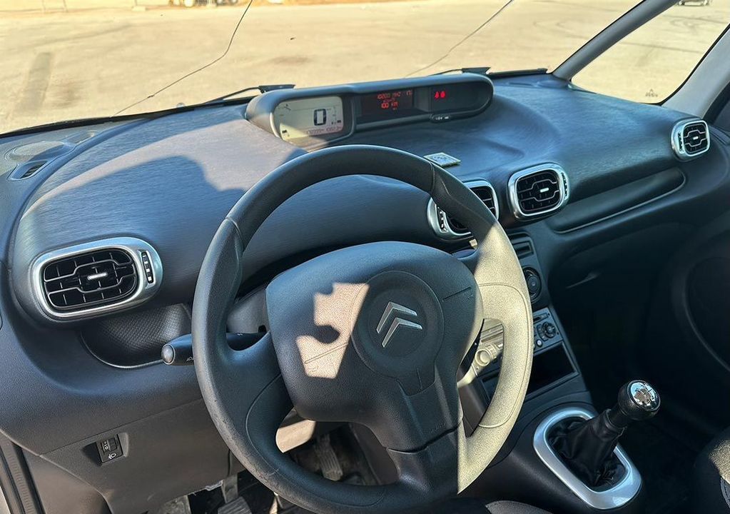Citroen C3 Picasso I, 2011 год, 385 000 рублей, 12 фотография