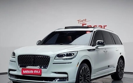 Lincoln Aviator II, 2021 год, 4 853 000 рублей, 1 фотография