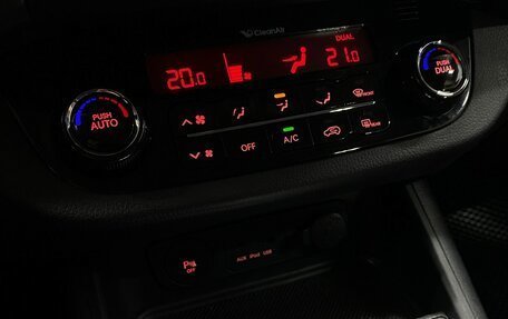 KIA Sportage III, 2012 год, 17 фотография