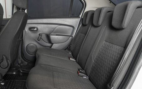 Renault Logan II, 2018 год, 930 700 рублей, 12 фотография