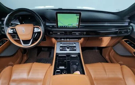 Lincoln Aviator II, 2021 год, 4 853 000 рублей, 7 фотография