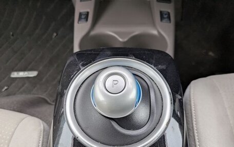 Nissan Leaf I, 2016 год, 840 000 рублей, 24 фотография