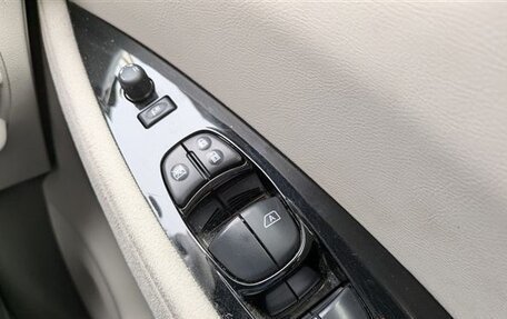 Nissan Leaf I, 2016 год, 840 000 рублей, 31 фотография