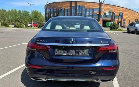 Mercedes-Benz E-Класс, 2021 год, 5 200 000 рублей, 3 фотография