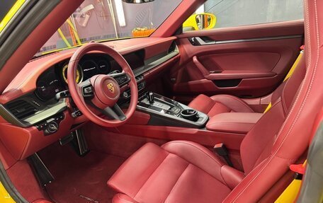Porsche 911, 2020 год, 19 000 000 рублей, 6 фотография