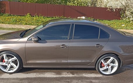 Volkswagen Jetta VI, 2011 год, 1 200 000 рублей, 22 фотография