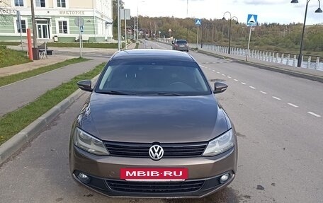 Volkswagen Jetta VI, 2011 год, 1 200 000 рублей, 30 фотография