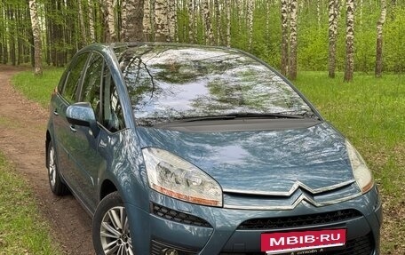 Citroen C4 Picasso II рестайлинг, 2010 год, 749 000 рублей, 3 фотография