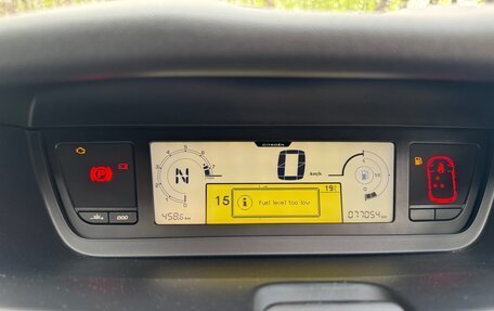 Citroen C4 Picasso II рестайлинг, 2010 год, 749 000 рублей, 13 фотография