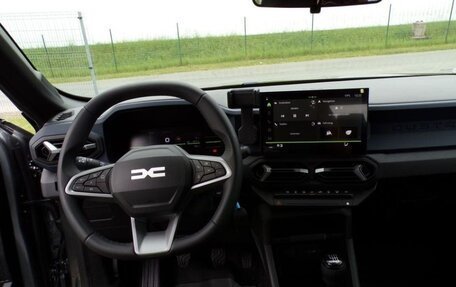 Dacia Duster, 2025 год, 3 436 589 рублей, 9 фотография