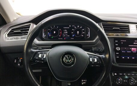 Volkswagen Tiguan II, 2019 год, 2 680 000 рублей, 9 фотография