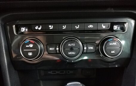 Volkswagen Tiguan II, 2019 год, 2 680 000 рублей, 16 фотография