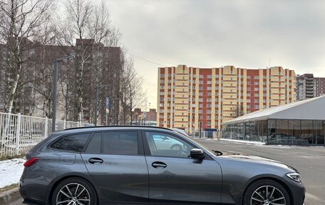 BMW 3 серия, 2019 год, 3 100 000 рублей, 4 фотография