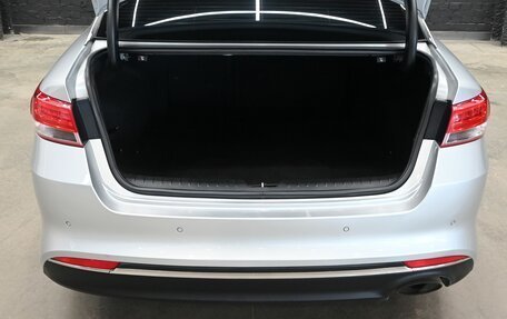 KIA Optima IV, 2018 год, 2 000 000 рублей, 6 фотография