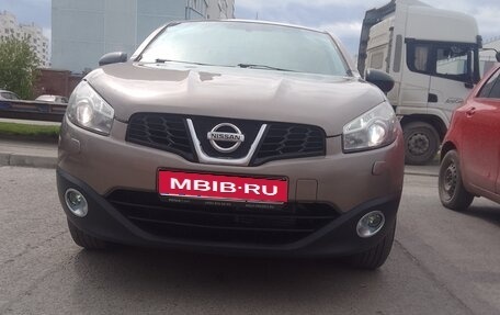 Nissan Qashqai, 2011 год, 900 000 рублей, 1 фотография