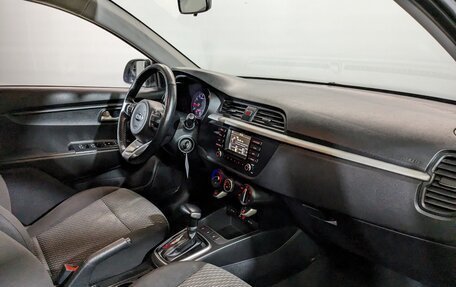 KIA Rio IV, 2020 год, 975 000 рублей, 16 фотография