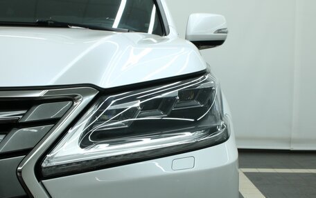 Lexus LX III, 2021 год, 9 990 000 рублей, 17 фотография