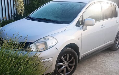 Nissan Tiida, 2007 год, 850 000 рублей, 2 фотография