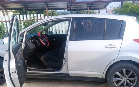 Nissan Tiida, 2007 год, 850 000 рублей, 3 фотография