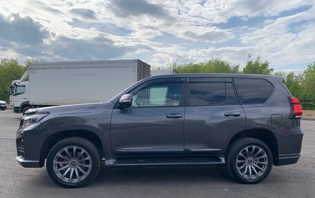 Toyota Land Cruiser Prado 150 рестайлинг 2, 2019 год, 5 700 000 рублей, 5 фотография