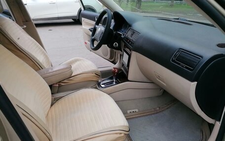 Volkswagen Bora, 2002 год, 350 000 рублей, 6 фотография