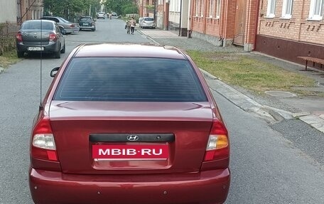 Hyundai Accent II, 2004 год, 330 000 рублей, 3 фотография