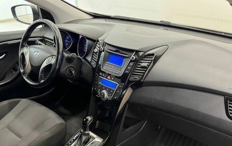 Hyundai i30 II рестайлинг, 2014 год, 965 000 рублей, 13 фотография
