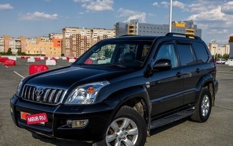 Toyota Land Cruiser Prado 120 рестайлинг, 2004 год, 1 680 000 рублей, 21 фотография