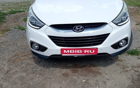 Hyundai ix35 I рестайлинг, 2014 год, 1 570 000 рублей, 2 фотография