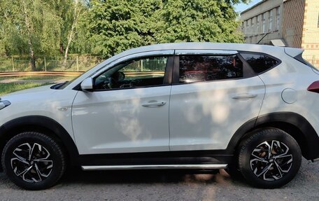 Hyundai Tucson III, 2016 год, 2 050 000 рублей, 2 фотография