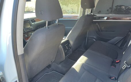 Volkswagen Touareg III, 2011 год, 1 700 000 рублей, 7 фотография