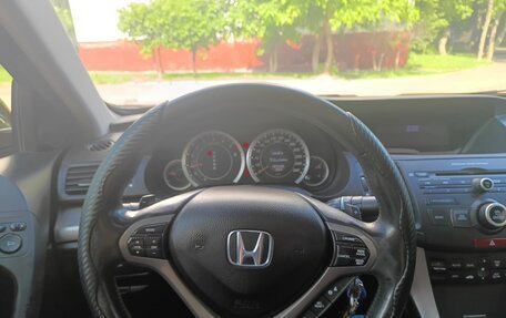 Honda Accord VIII рестайлинг, 2010 год, 800 000 рублей, 8 фотография