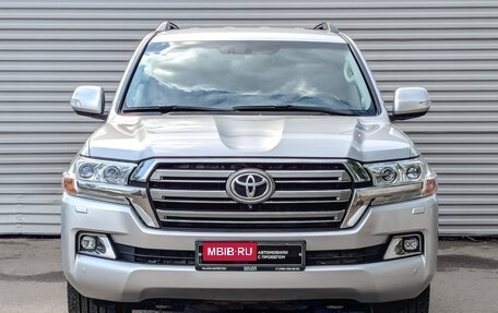 Toyota Land Cruiser 200, 2019 год, 6 950 000 рублей, 2 фотография