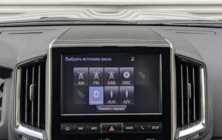 Toyota Land Cruiser 200, 2019 год, 6 950 000 рублей, 15 фотография