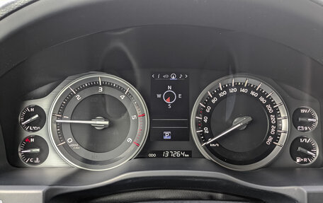 Toyota Land Cruiser 200, 2019 год, 6 950 000 рублей, 13 фотография