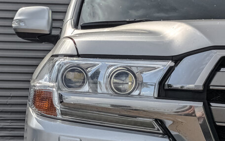 Toyota Land Cruiser 200, 2019 год, 6 950 000 рублей, 17 фотография