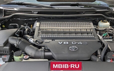 Toyota Land Cruiser 200, 2019 год, 6 950 000 рублей, 9 фотография