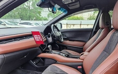 Honda Vezel, 2019 год, 1 929 000 рублей, 13 фотография