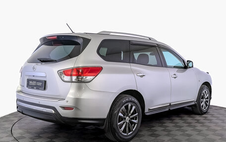 Nissan Pathfinder, 2015 год, 1 950 000 рублей, 5 фотография
