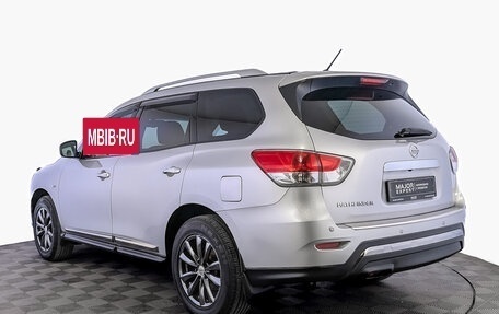 Nissan Pathfinder, 2015 год, 1 950 000 рублей, 7 фотография