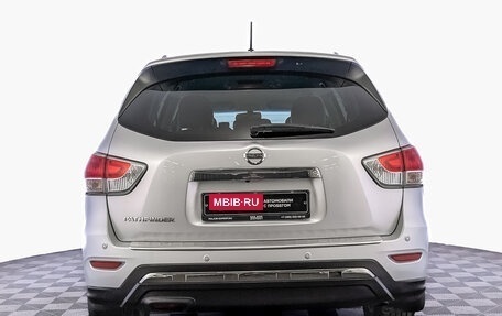Nissan Pathfinder, 2015 год, 1 950 000 рублей, 6 фотография