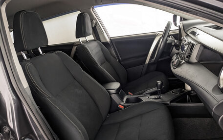 Toyota RAV4, 2015 год, 1 795 000 рублей, 23 фотография