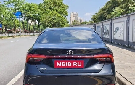 Toyota Avalon, 2022 год, 2 200 000 рублей, 8 фотография