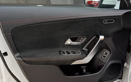 Mercedes-Benz CLA, 2021 год, 3 750 000 рублей, 19 фотография