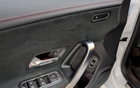 Mercedes-Benz CLA, 2021 год, 3 750 000 рублей, 25 фотография