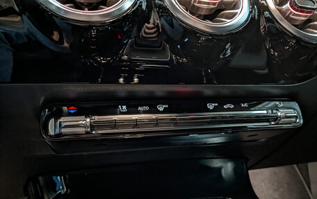 Mercedes-Benz CLA, 2021 год, 3 750 000 рублей, 26 фотография